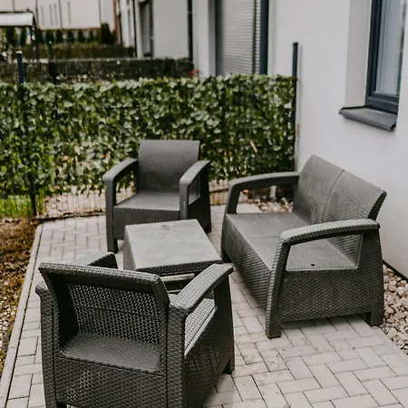 Apartman V Centru Zelezne Rudy Se Zahradkou Zelezna Ruda Exterior photo